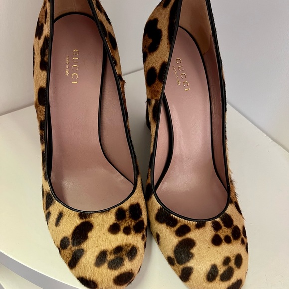 Gucci Leopard Print Wedge Pumps - Picture 6 of 6